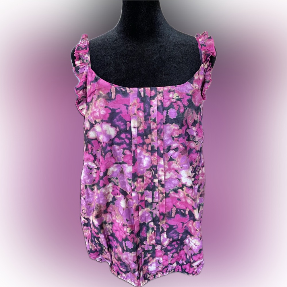 Ann Taylor LOFT Sleeveless Pleated Floral Blouse - Size Medium - EUC!!